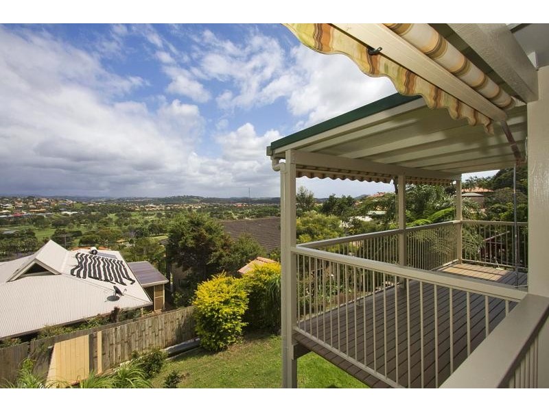 17 DURIGAN PLACE, Banora Point NSW 2486