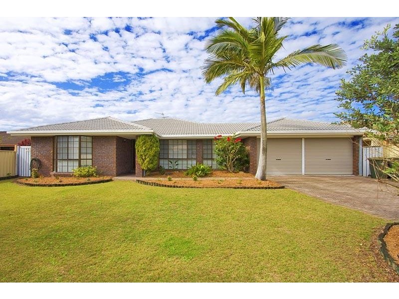 33 Plover Place, Tweed Heads West NSW 2485
