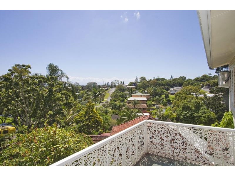 28 Ballow Street, Coolangatta QLD 4225