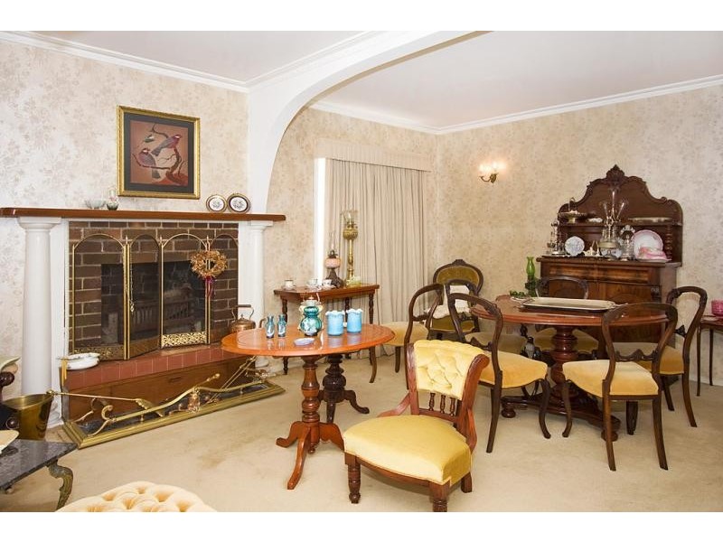 28 Ballow Street, Coolangatta QLD 4225