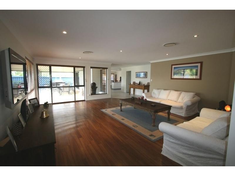 13 Brighton Street, Banora Point NSW 2486