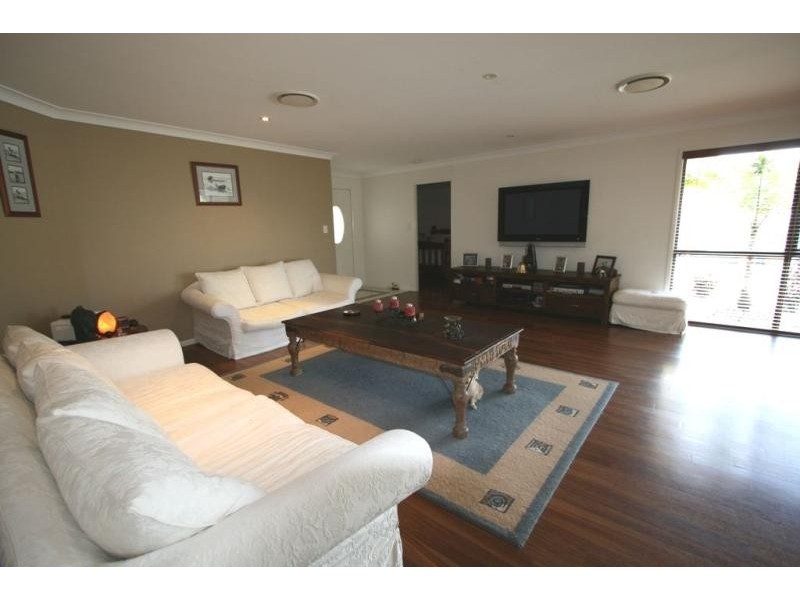 13 Brighton Street, Banora Point NSW 2486