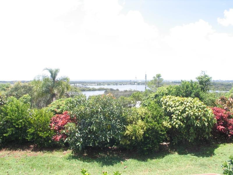 19 Old Ferry Road, Banora Point NSW 2486