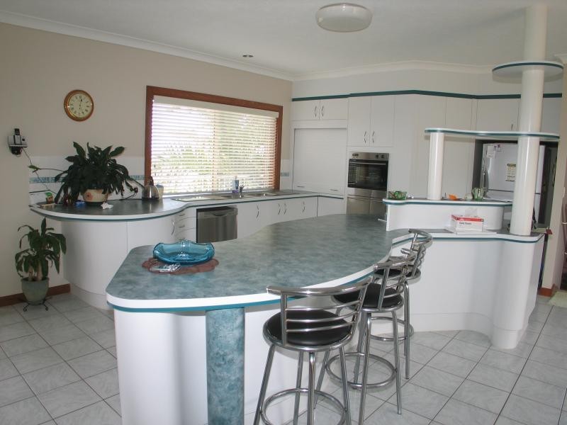 19 Seaview Road, Banora Point NSW 2486