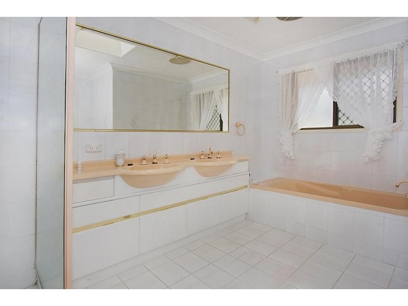 16 Limosa Road, Tweed Heads West NSW 2485