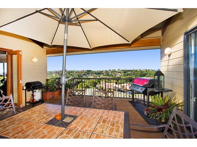 9 Tyrone Terrace, Banora Point NSW 2486