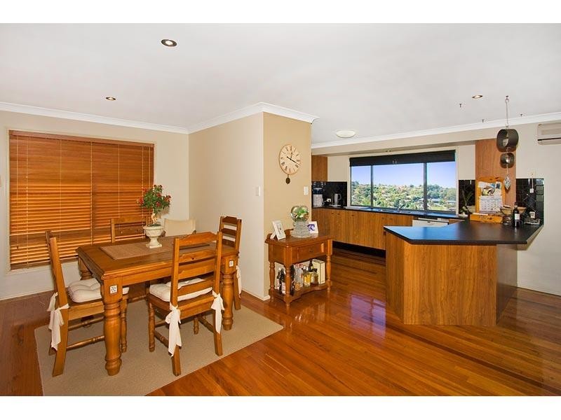 9 Tyrone Terrace, Banora Point NSW 2486