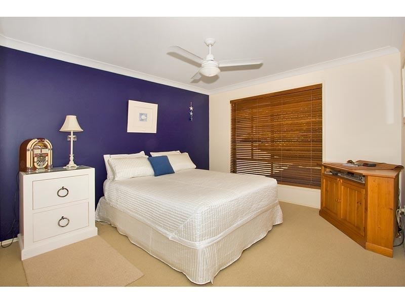 9 Tyrone Terrace, Banora Point NSW 2486