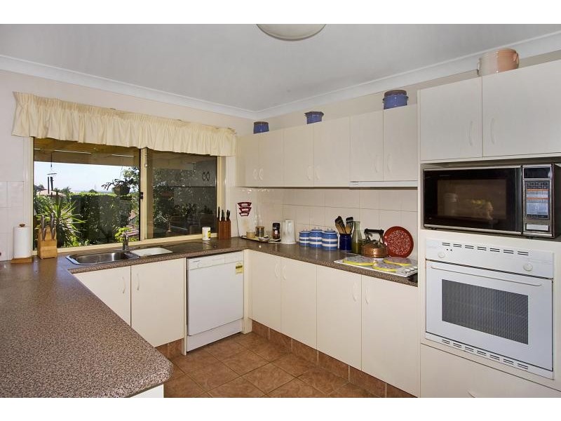 22 Tyrone Terrace, Banora Point NSW 2486