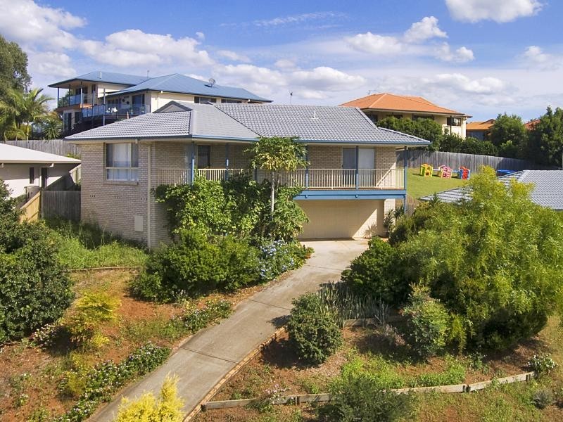 16 Benson Street, Piggabeen NSW 2486