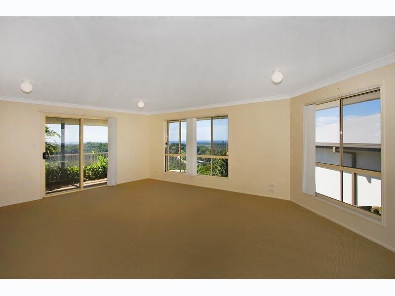 16 Benson Street, Piggabeen NSW 2486