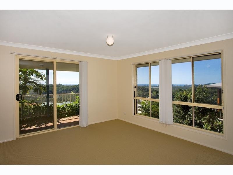16 Benson Street, Piggabeen NSW 2486