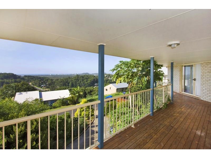 16 Benson Street, Piggabeen NSW 2486