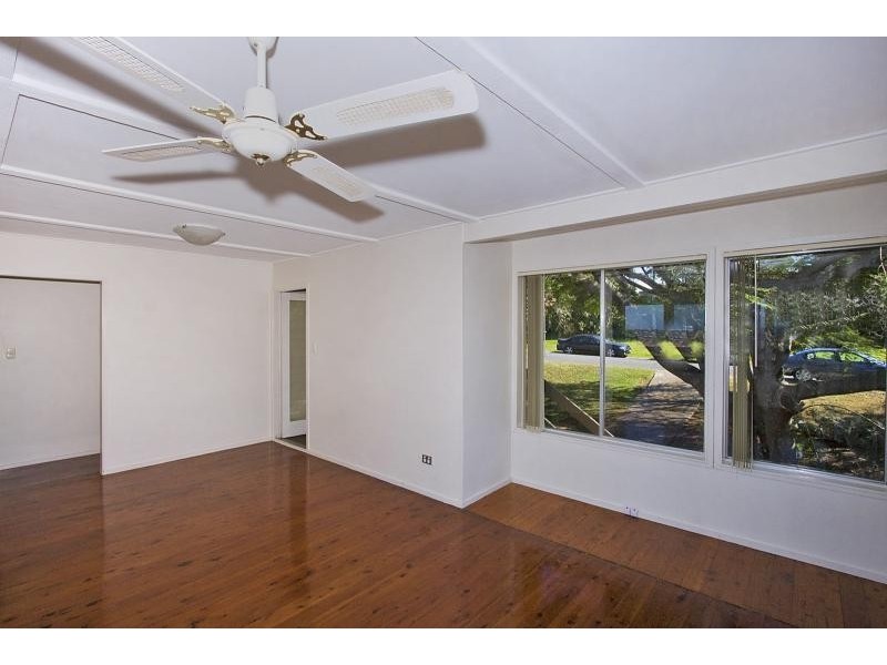 3 Glenys Street, Tweed Heads South NSW 2486