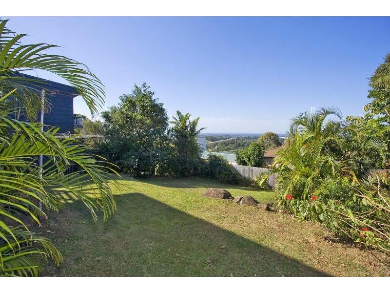 3 Glenys Street, Tweed Heads South NSW 2486