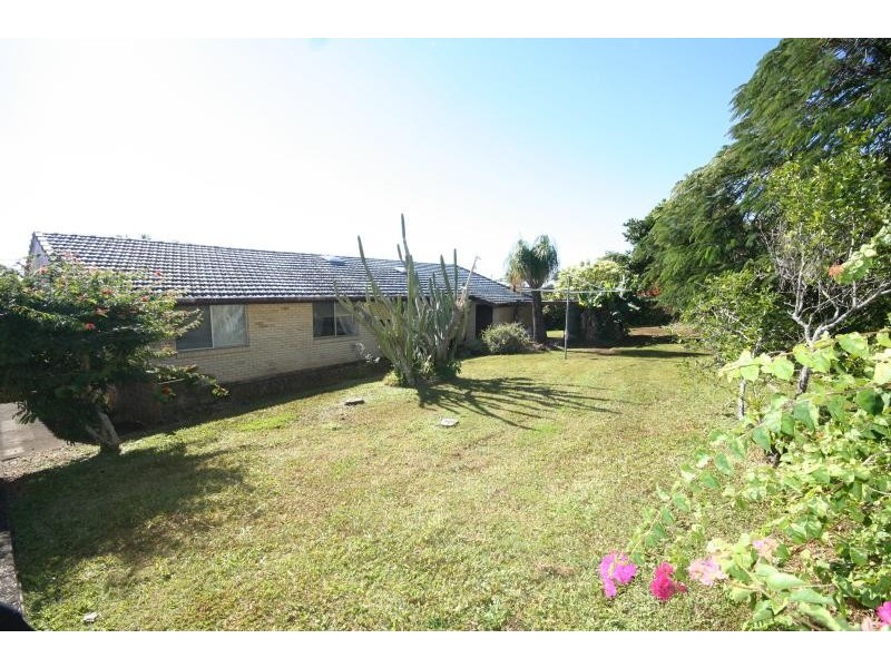 50 Laura Street, Banora Point NSW 2486