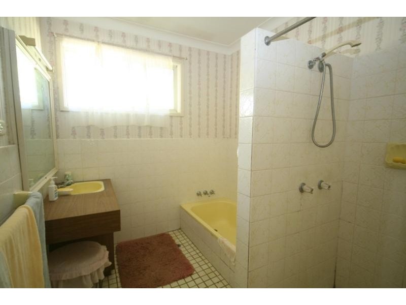 50 Laura Street, Banora Point NSW 2486