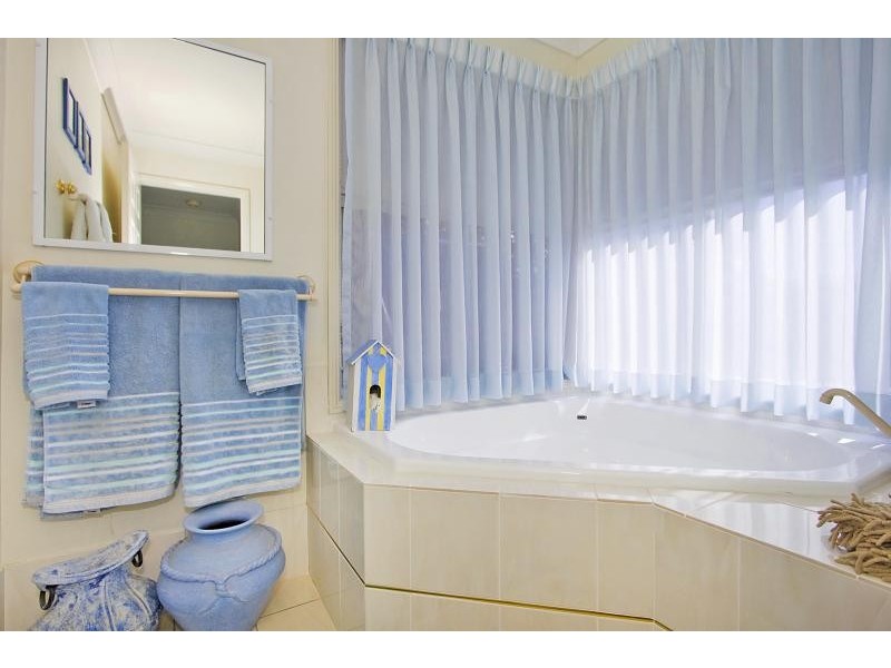 7 Navigators Way, Tweed Heads NSW 2485