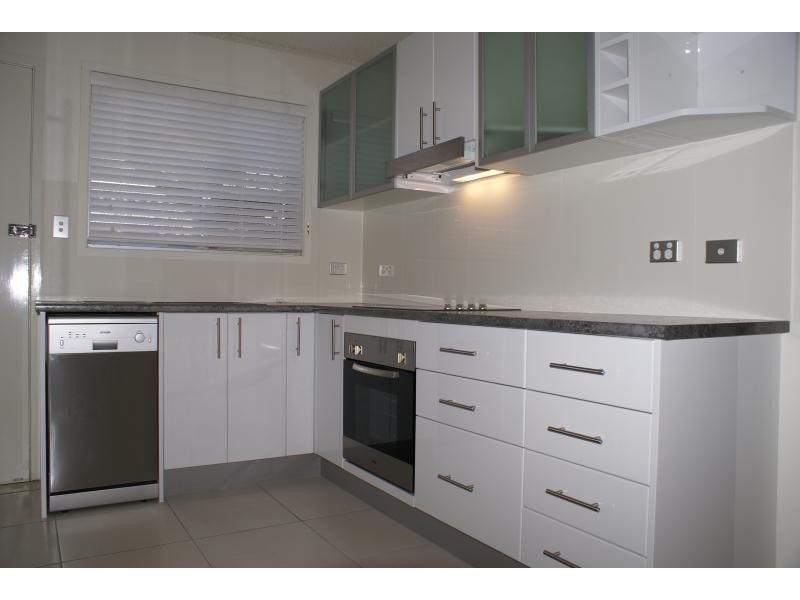 Unit 2/5 Douglas Street, Kirra QLD 4225