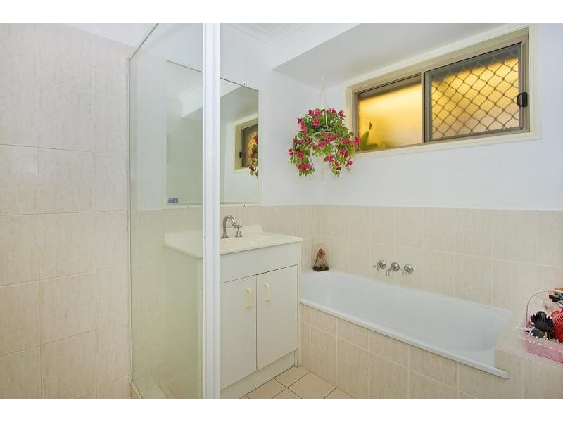 12 Blueberry Court, Banora Point NSW 2486
