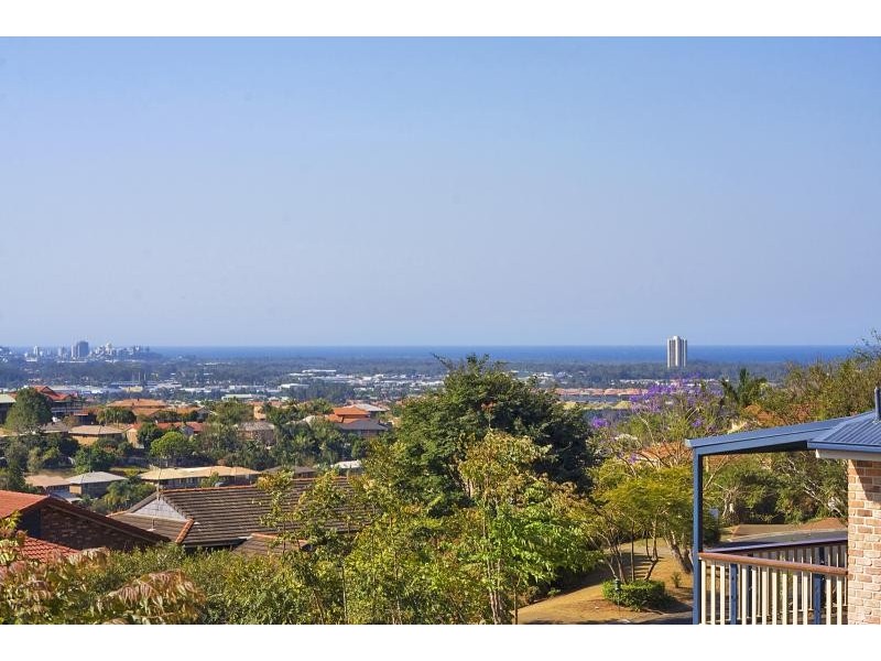 40 Kintyre Crescent, Banora Point NSW 2486