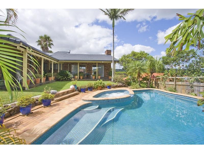 12 Coolabah Court, Banora Point NSW 2486