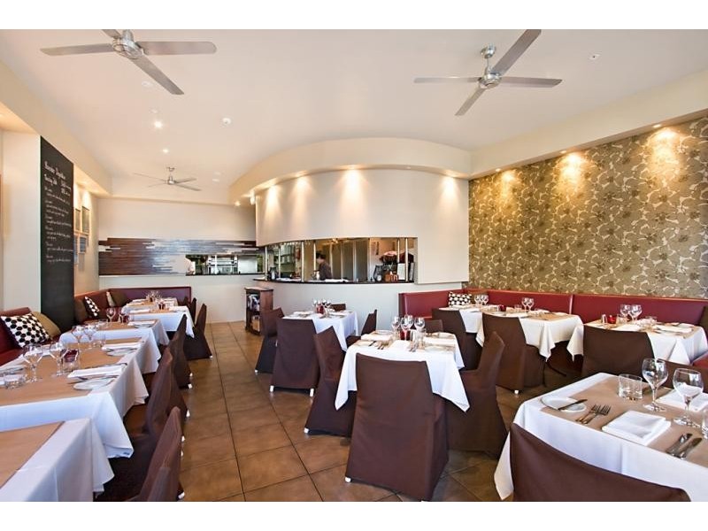 4/42 Marine Parade, Coolangatta QLD 4225