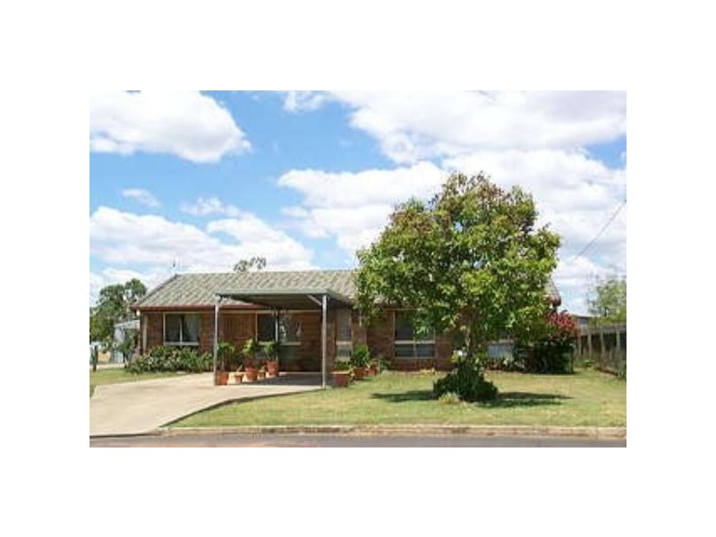 8 MURRY STREET, Gatton QLD 4343