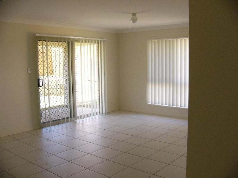 6 KENNETH AVENUE, Laidley QLD 4341