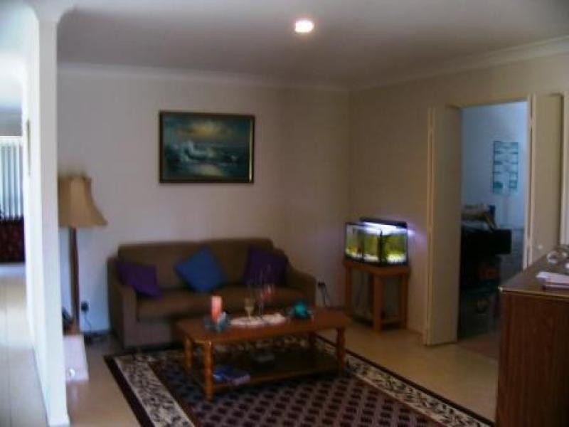 Kensington Grove QLD 4341