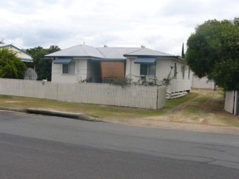 33 BUARABA ST, Gatton QLD 4343
