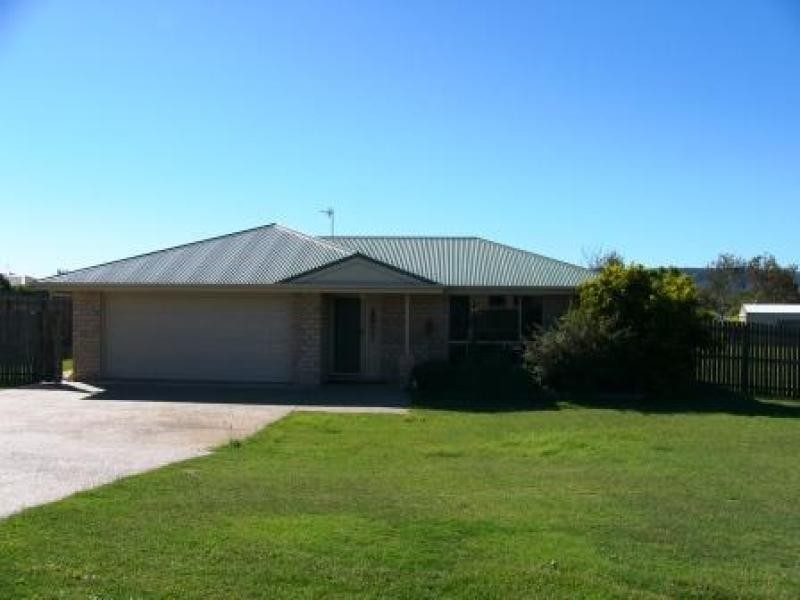 18 LACHLAN WAY, Placid Hills QLD 4343