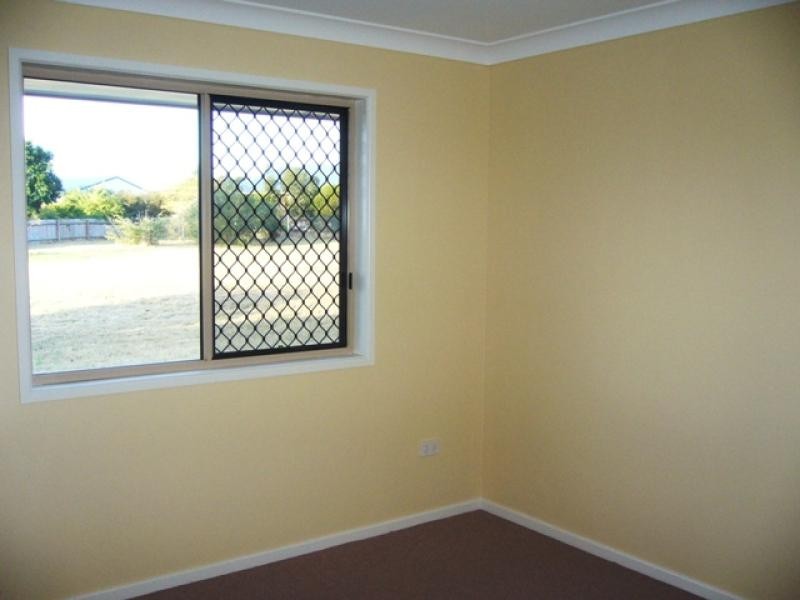 27 Lachlan Way, Placid Hills QLD 4343