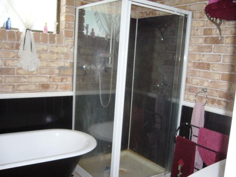 Forest Hill QLD 4342