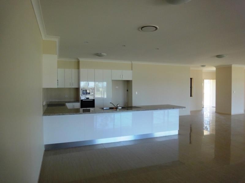 Adare QLD 4343