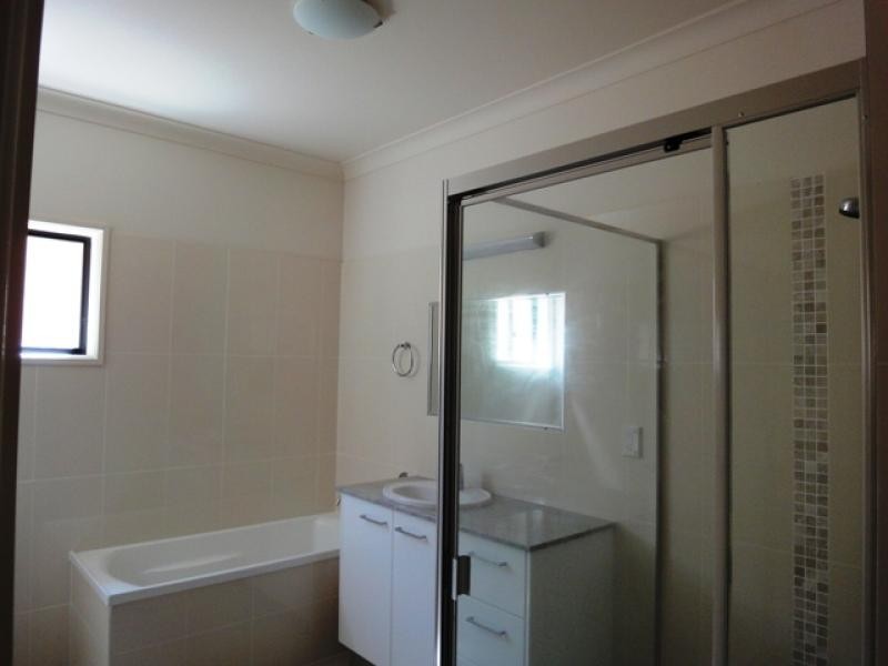 Adare QLD 4343