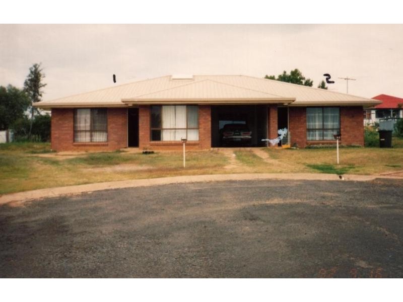 1/11 ROBERT STREET, Grantham QLD 4347