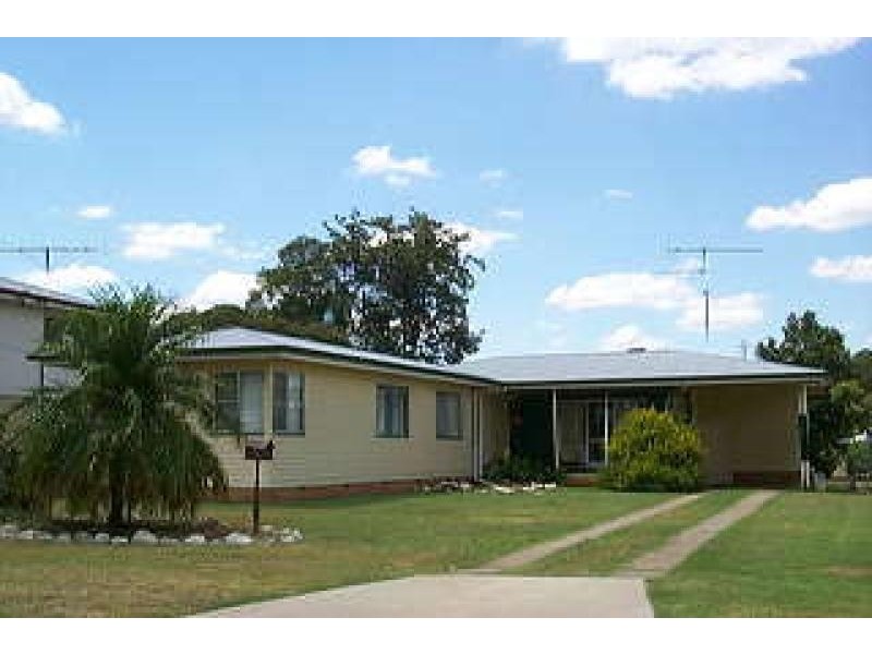 27 SKINNER STREET, Gatton QLD 4343
