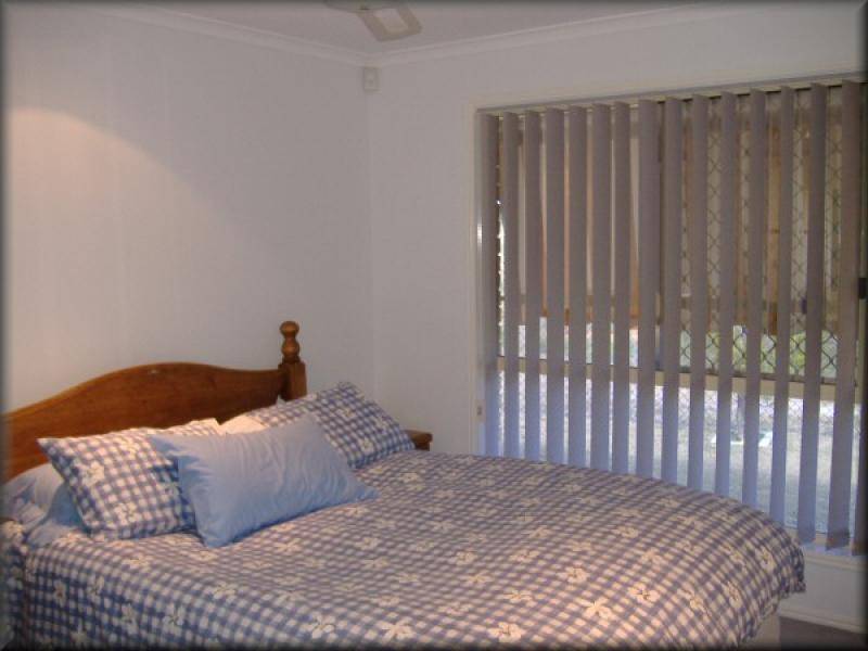 6 BUTCHERBIRD CLOSE, Eli Waters QLD 4655