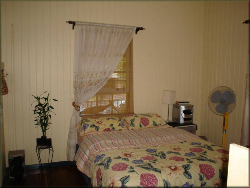 99 LONG STREET, Point Vernon QLD 4655