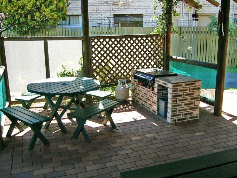 374 Charlton Esplanade, Scarness QLD 4655