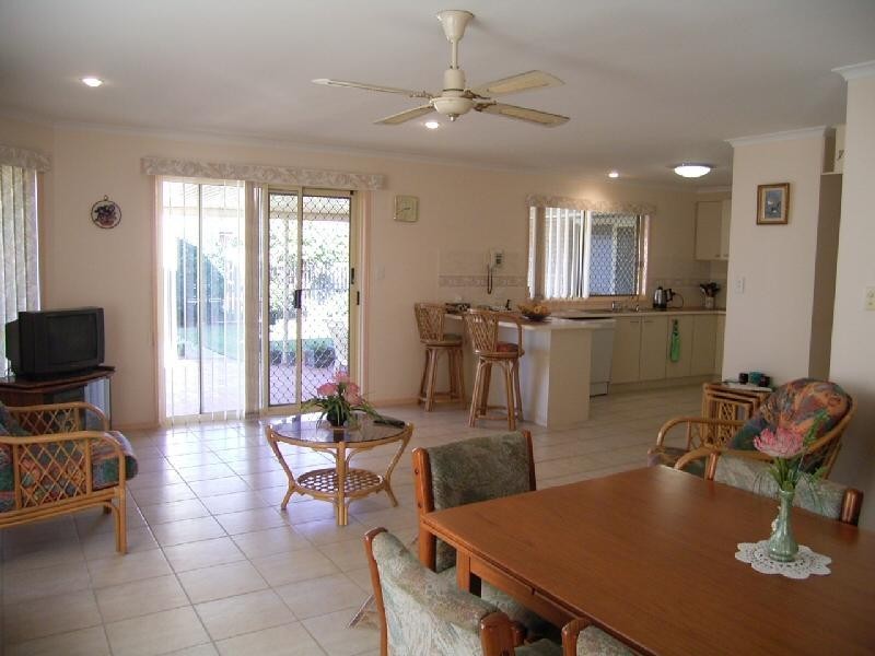 15 DELMO COURT, Urraween QLD 4655