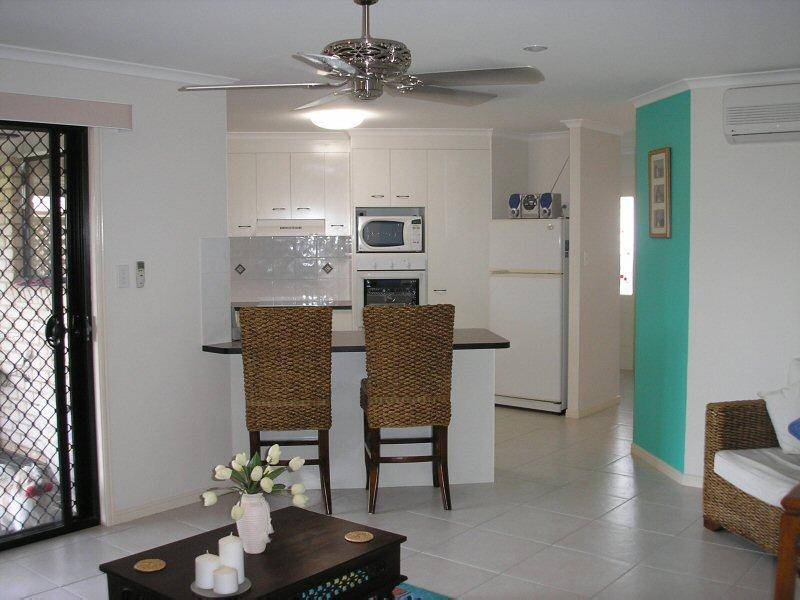 21 GUNSYND WAY, Point Vernon QLD 4655