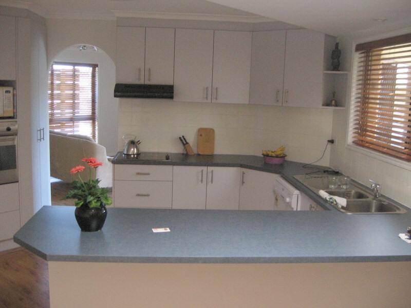 42 LIMPUS STREET, Urangan QLD 4655