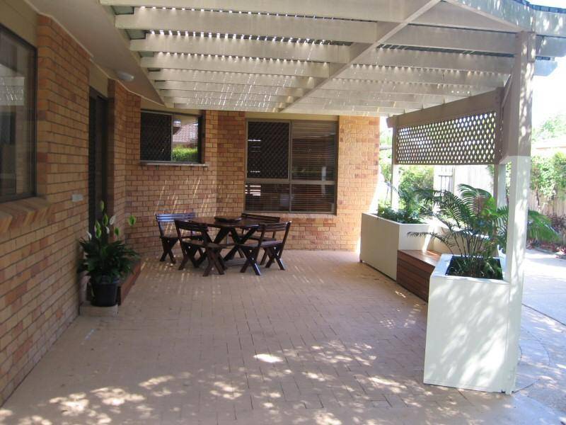 42 LIMPUS STREET, Urangan QLD 4655