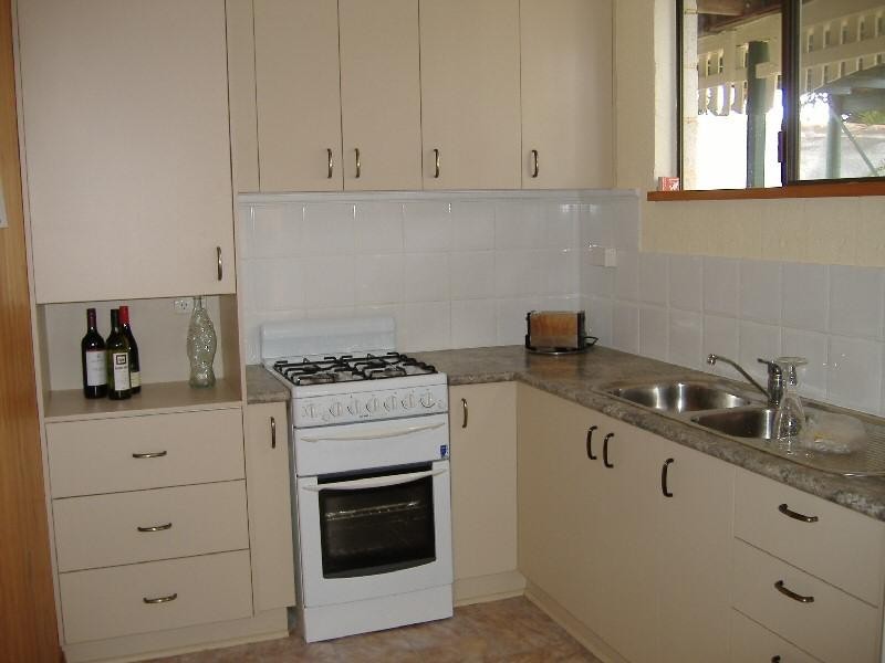 50 King Street, Urangan QLD 4655