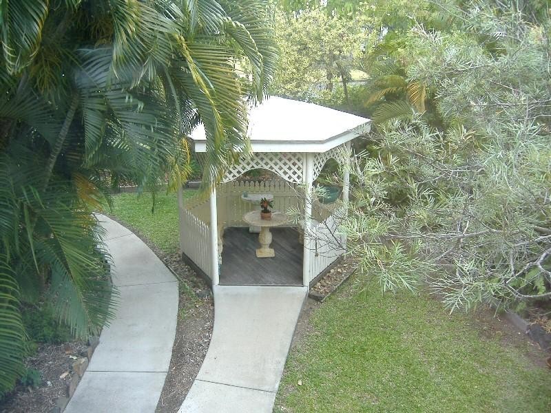 50 King Street, Urangan QLD 4655