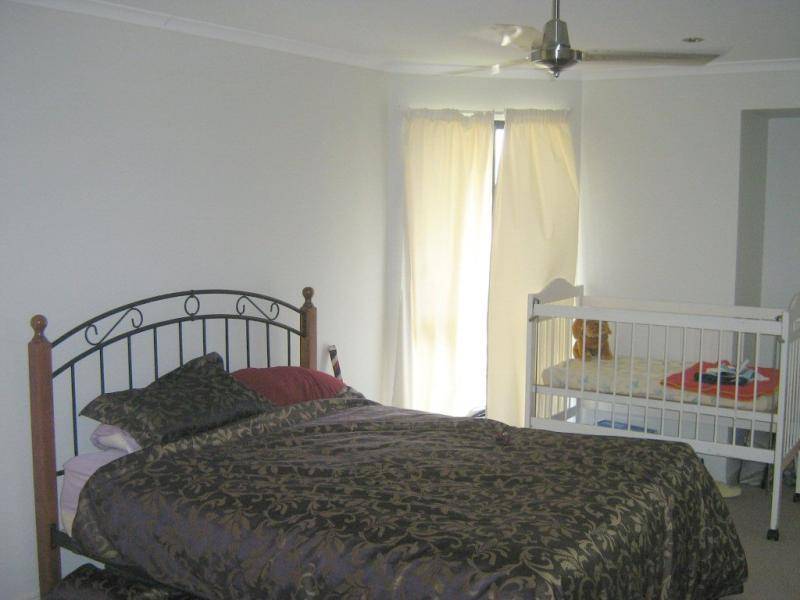 11 CROMDALE CCT, Kawungan QLD 4655