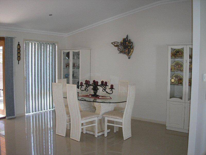 18 LOCKERBIE COURT, Kawungan QLD 4655