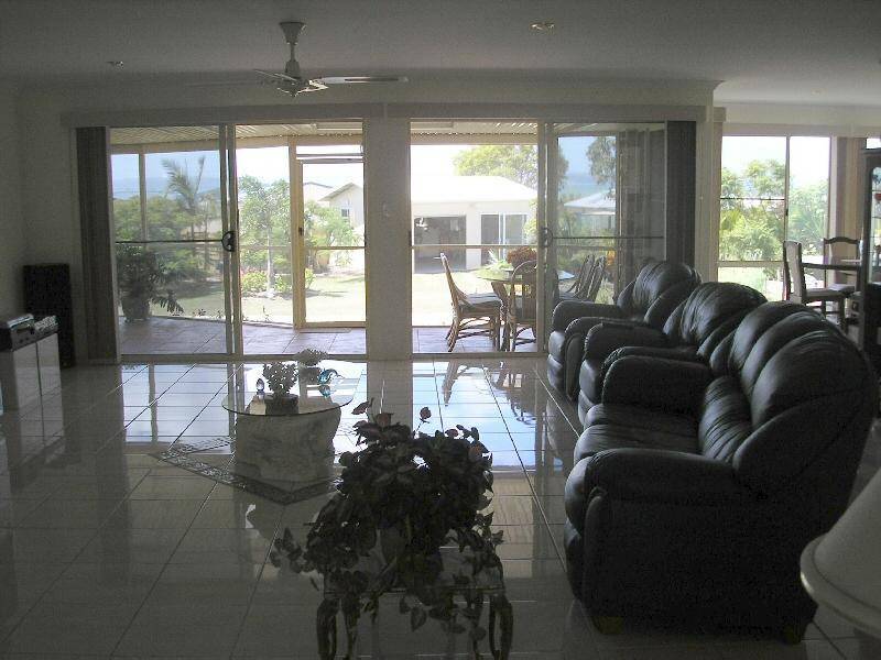 12 FERRYMAN CLOSE, River Heads QLD 4655